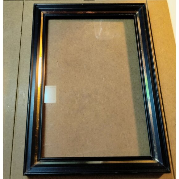 Black Gold Metal Frame 5x7 photo Modern Contemporary Wall Mount - Picture 1 of 6